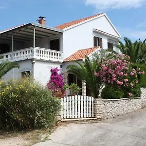  Apartman Misic